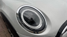 MINI Hatchback 1.5 Cooper Classic 3dr Auto Petrol Hatchback